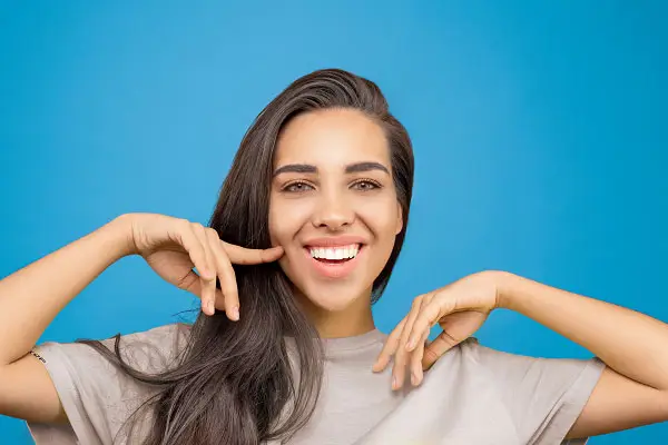 Cómo cuidar su sonrisa entre visitas al dentista
